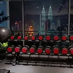 Col 23A8A Morden Klcc View Studio