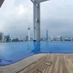 Col 23A8A Morden Klcc View Studio