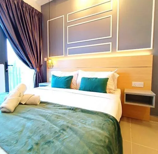 Col 23A8A Morden Klcc View Studio